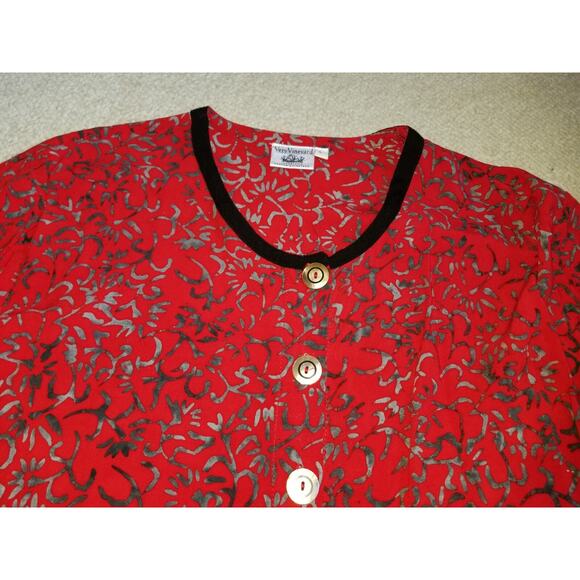 Womens Top-VERY VINEYARD-red/grey floral Batik button-up BOHO Artsy 3/4 slv-L - Picture 2 of 5